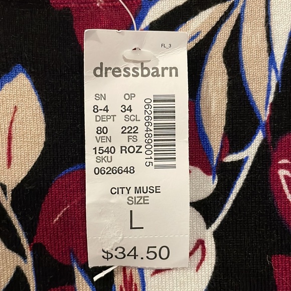 NWT Dress Barn Size Large Floral Short Sleeve Blouse - Picture 4 of 5